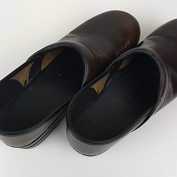 Dansko Brown Clogs Size 41 - Picture 5 of 8